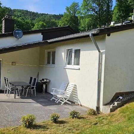 Holiday home Mit Garten Im Naturpark Suedeifel
